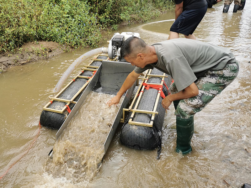 جرف الذهب للعثور على الذهب Dredger مع محرك هوندا