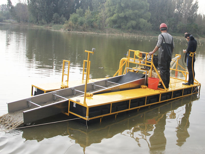 Dredger Machine Sand Dredging Gold Reddge for Mining Gold and Diamonds