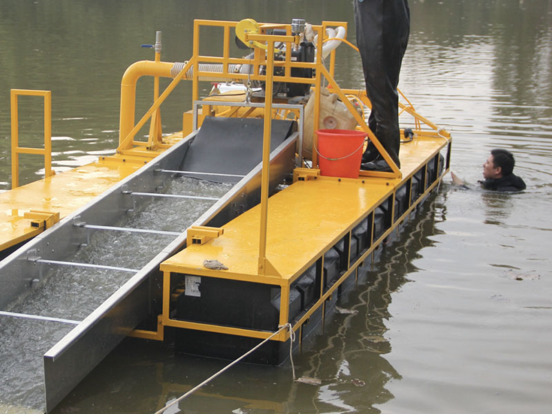 Dredger Machine Sand Dredging Gold Reddge for Mining Gold and Diamonds